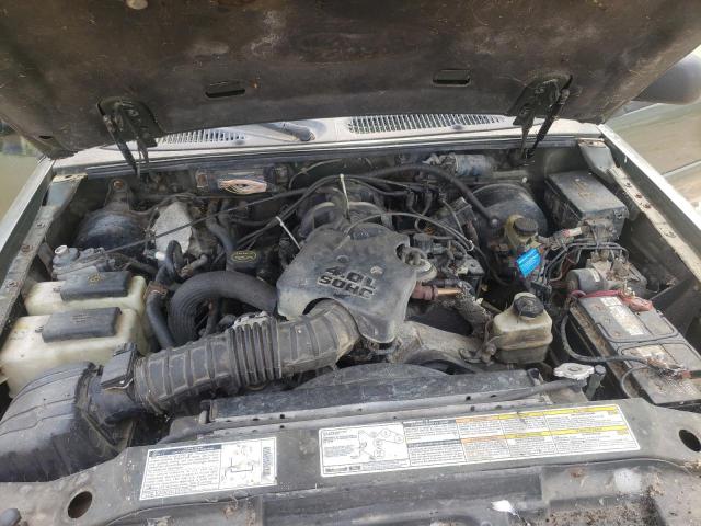 Photo 7 from auction – 2002 FORD EXPLORER S with VIN 1FMZU77E12UA93737