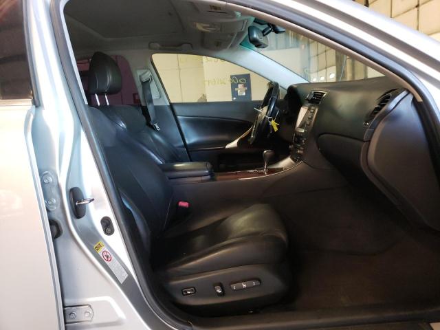 Photo 5 from auction – 2006 LEXUS IS 250 with VIN JTHBK262065025420