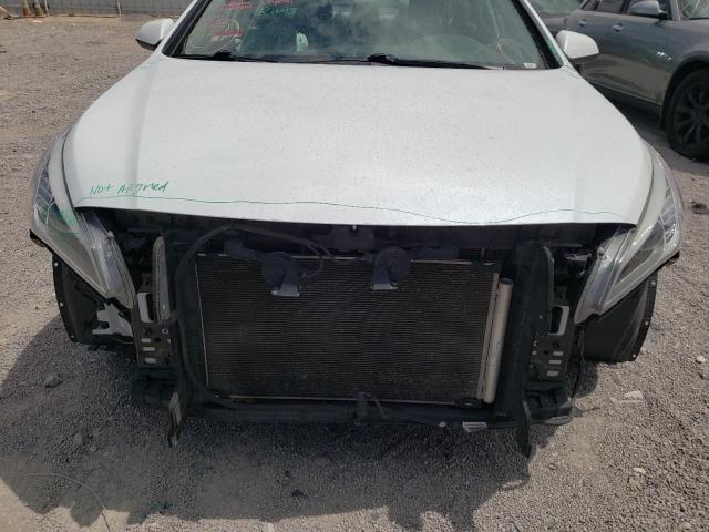 Photo 9 from auction – 2016 HYUNDAI SONATA SE with VIN 5NPE24AF7GH405618
