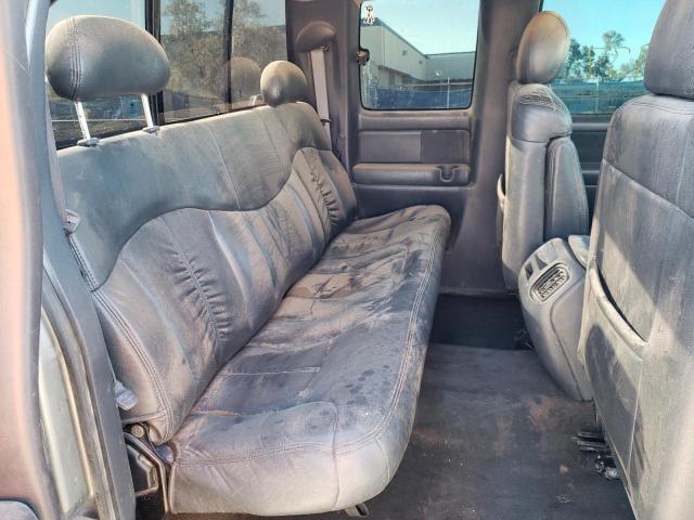 Photo 6 from auction – 2000 CHEVROLET SILVERADO with VIN 2GCEC19T1Y1123046
