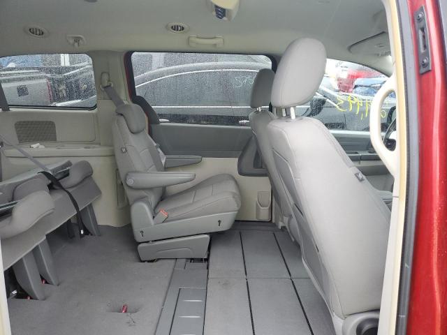 Photo 6 from auction – 2008 CHRYSLER TOWN & COU with VIN 2A8HR44H68R651045