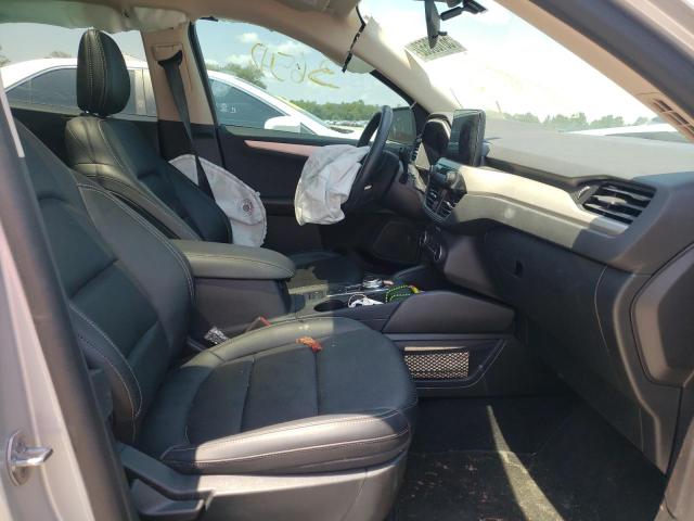 Photo 5 from auction – 2020 FORD ESCAPE SEL with VIN 1FMCU0H67LUC75352