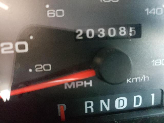 Photo 8 from auction – 2002 FORD TAURUS SE with VIN 1FAHP58S62A111074