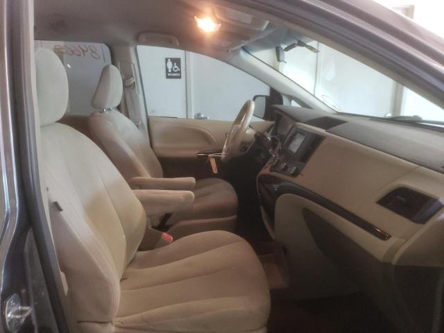 Photo 5 from auction – 2011 TOYOTA SIENNA BAS with VIN 5TDKA3DC1BS009298