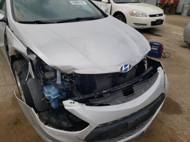 Photo 9 from auction – 2012 HYUNDAI SONATA HYB with VIN KMHEC4A43CA024244