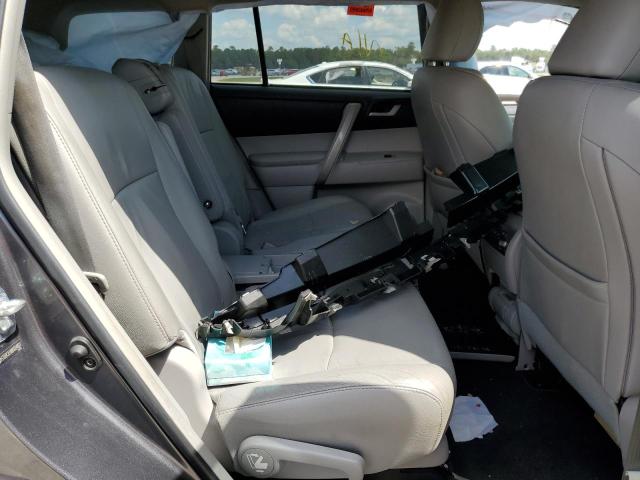 Photo 6 from auction – 2011 TOYOTA HIGHLANDER with VIN 5TDZK3EHXBS034822