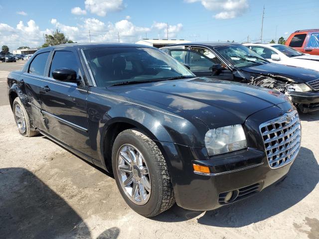 Photo 1 from auction – 2009 CHRYSLER 300 TOURIN with VIN 2C3LA53V59H551925