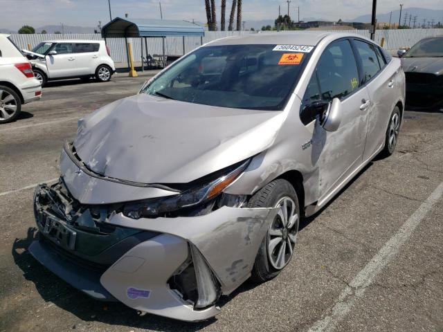Photo 2 from auction – 2017 TOYOTA PRIUS PRIM with VIN JTDKARFP2H3020016