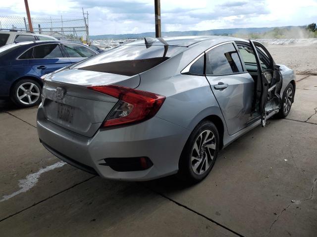 Foto 4 de la subasta – 2017 HONDA CIVIC EX con VIN 19XFC2F71HE026370
