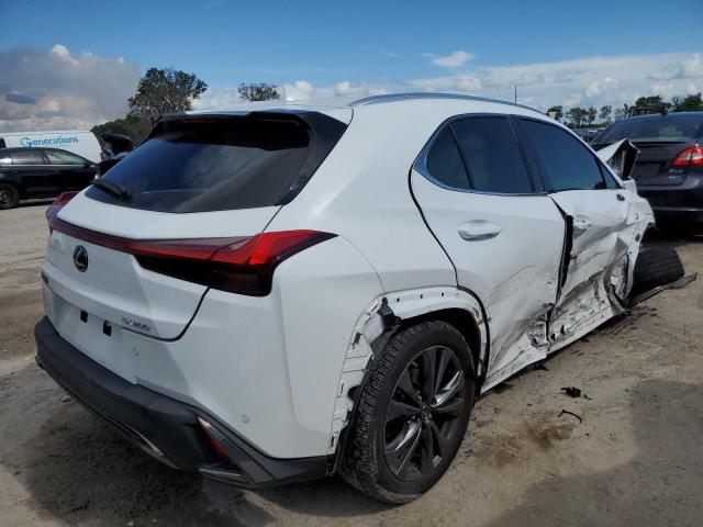 Photo 4 from auction – 2019 LEXUS UX 200 with VIN JTHY3JBH6K2006975