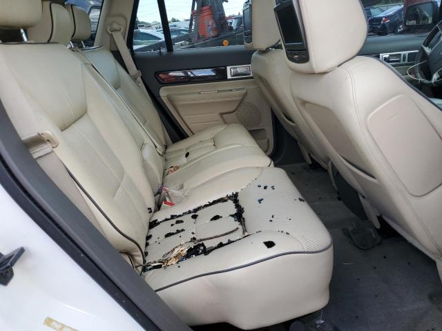 Photo 6 from auction – 2009 LINCOLN MKX with VIN 2LMDU88C29BJ12636