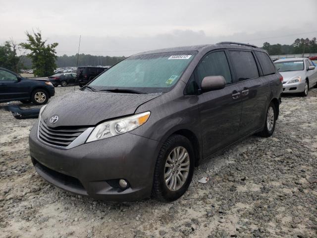 Photo 2 from auction – 2013 TOYOTA SIENNA XLE with VIN 5TDYK3DC6DS386302