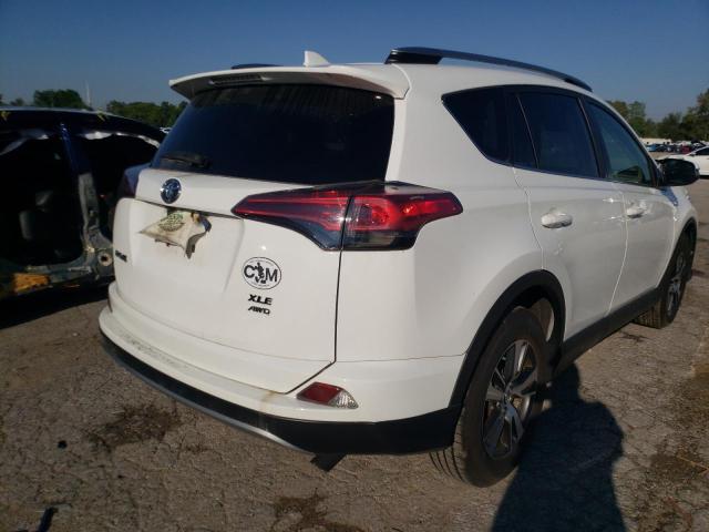 Photo 4 from auction – 2017 TOYOTA RAV4 XLE with VIN JTMRFREV2HJ163608