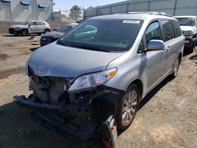 Photo 2 from auction – 2015 TOYOTA SIENNA LE with VIN 5TDJK3DC1FS102286
