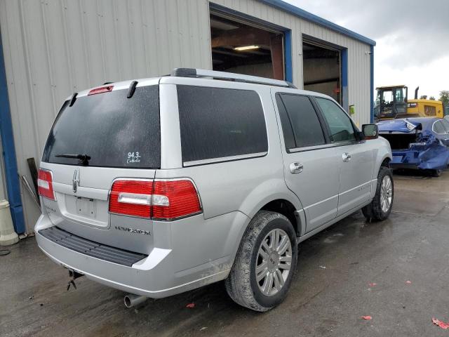Photo 4 from auction – 2011 LINCOLN NAVIGATOR with VIN 5LMJJ2J51BEJ09380