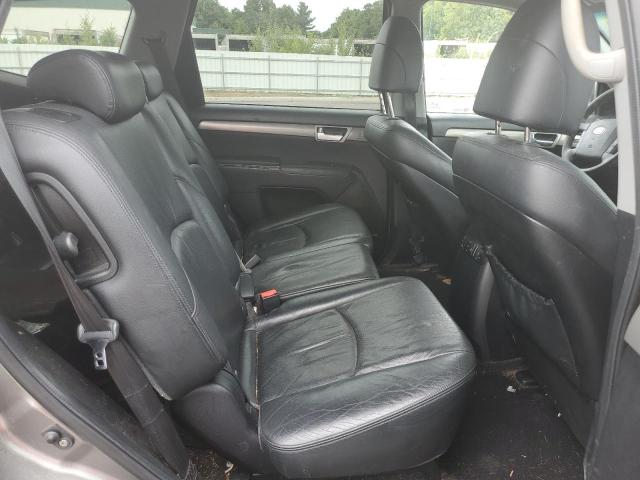 Photo 6 from auction – 2009 KIA BORREGO LX with VIN KNDJH741995017159