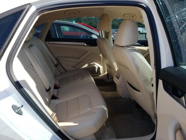 Photo 6 from auction – 2015 VOLKSWAGEN PASSAT S with VIN 1VWAT7A32FC025158
