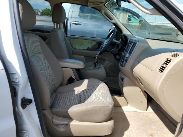 Photo 5 from auction – 2004 FORD ESCAPE XLT with VIN 1FMYU93114KB42346