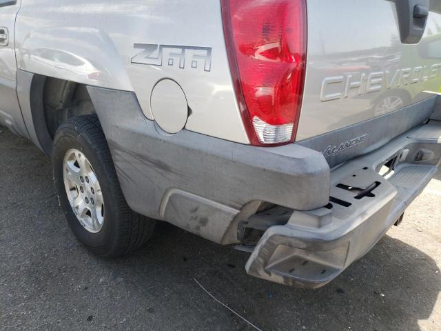 Photo 9 from auction – 2004 CHEVROLET AVALANCHE with VIN 3GNEC12T94G338970