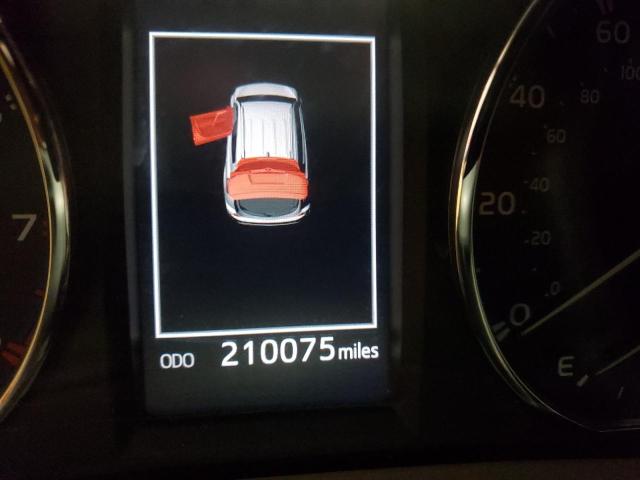 Photo 8 from auction – 2016 TOYOTA RAV4 XLE with VIN JTMWFREV3GJ074986