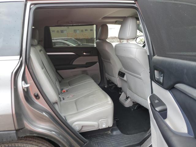 Photo 6 from auction – 2016 TOYOTA HIGHLANDER with VIN 5TDKKRFH1GS507193