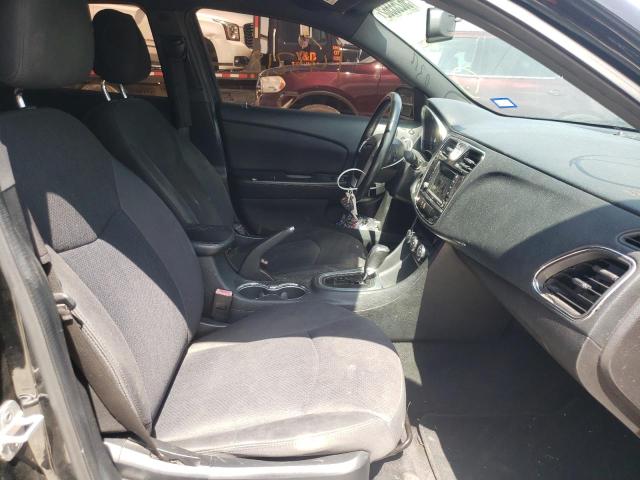 Photo 5 from auction – 2013 CHRYSLER 200 TOURIN with VIN 1C3CCBBB7DN611834