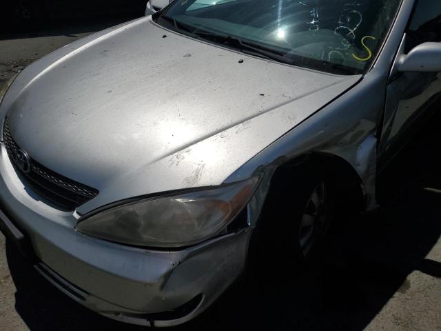Photo 9 from auction – 2003 TOYOTA CAMRY LE with VIN 4T1BF30K13U048769