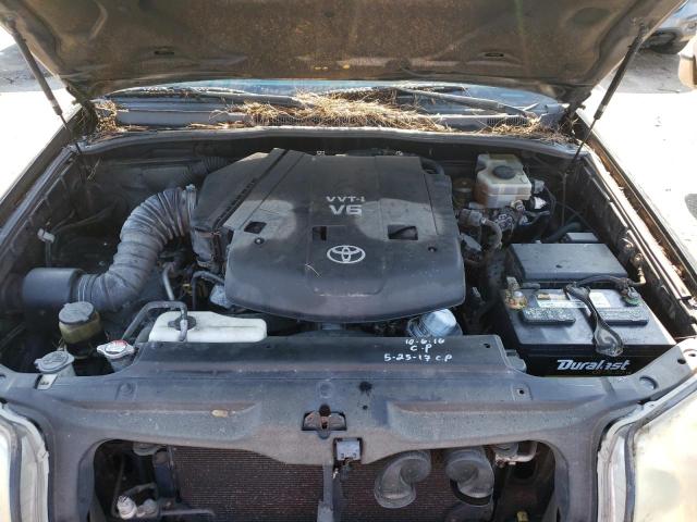 Photo 7 from auction – 2004 TOYOTA 4RUNNER SR with VIN JTEZU14R440033045