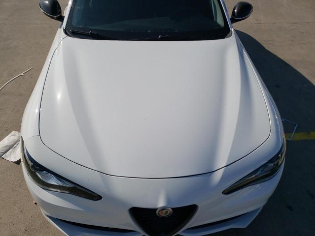 Photo 7 from auction – 2017 ALFA ROMEO GIULIA with VIN ZARFAEBN1H7550278