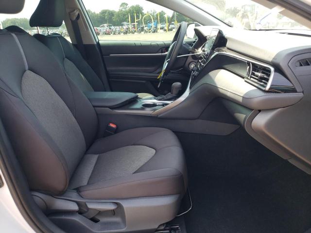 Photo 5 from auction – 2022 TOYOTA CAMRY LE with VIN 4T1C11AK2NU007365