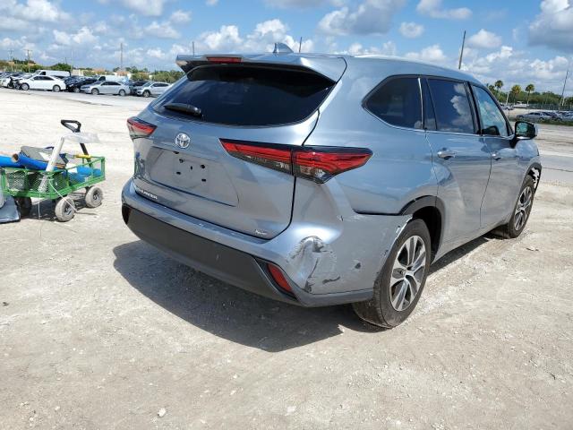 Photo 4 from auction – 2022 TOYOTA HIGHLANDER with VIN 5TDGZRAH4NS092862
