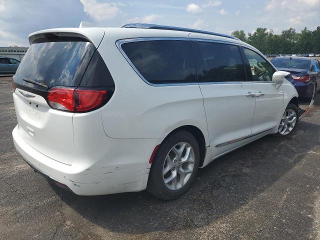 Photo 4 from auction – 2017 CHRYSLER PACIFICA T with VIN 2C4RC1EG6HR850890