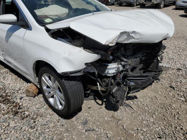Photo 9 from auction – 2015 CHRYSLER 200 LIMITE with VIN 1C3CCCAB3FN749624