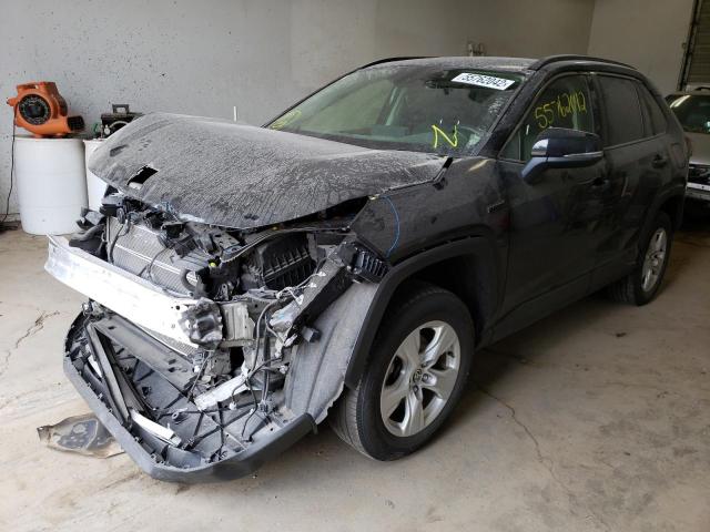 Photo 2 from auction – 2020 TOYOTA RAV4 XLE with VIN JTMRWRFVXLD545682