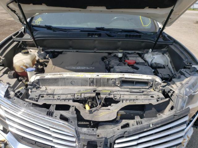 Photo 7 from auction – 2016 LINCOLN MKX RESERV with VIN 2LMTJ8LR5GBL56214