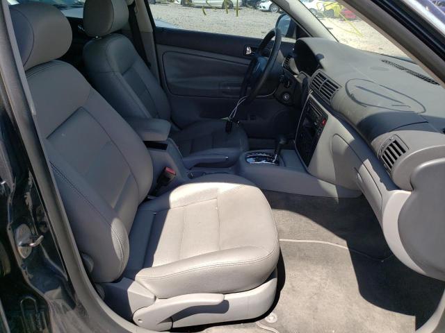 Photo 5 from auction – 2005 VOLKSWAGEN PASSAT with VIN WVWCD63B35E137025