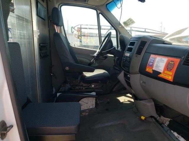 Photo 5 from auction – 2012 MERCEDES-BENZ SPRINTER 2 with VIN WD3PE8CBXC5685833