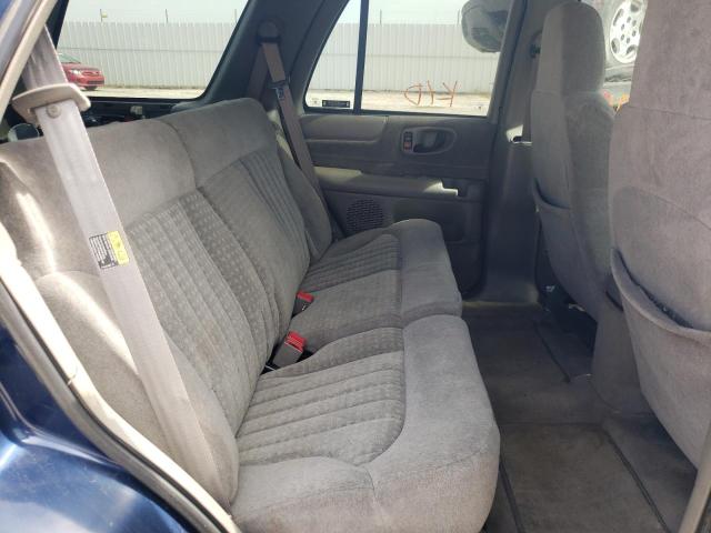 Photo 6 from auction – 2002 GMC JIMMY with VIN 1GKDT13W42K183641