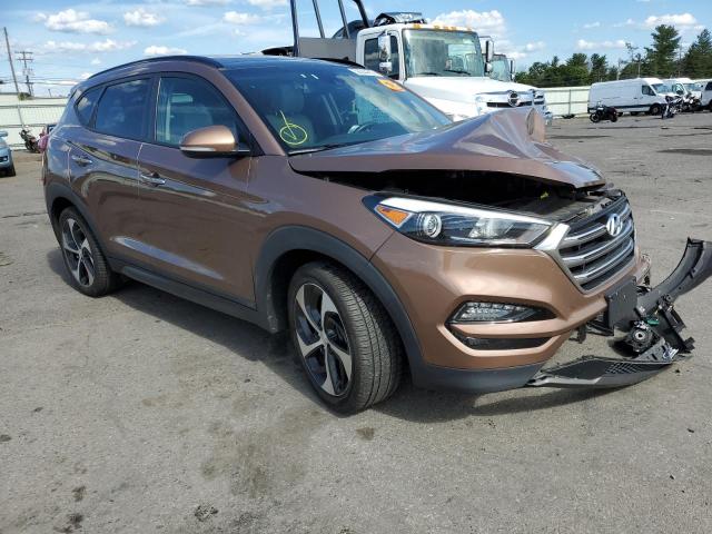 HYUNDAI TUCSON LIM 2016 with VIN KM8J33A20GU067399 - Photo from auction