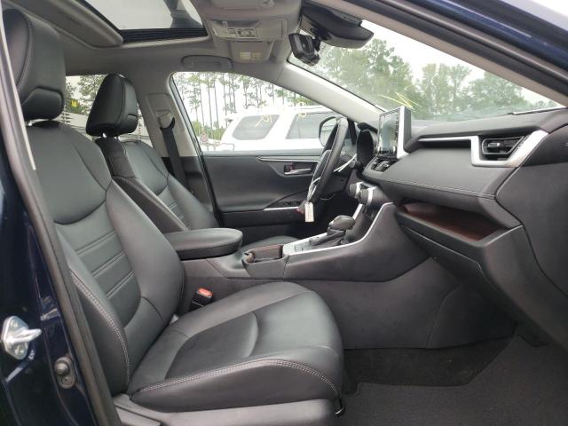 Photo 5 from auction – 2019 TOYOTA RAV4 LIMIT with VIN 2T3DWRFVXKW028703