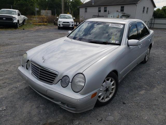 Photo 2 from auction – 2001 MERCEDES-BENZ E 320 with VIN WDBJF65J91B235539