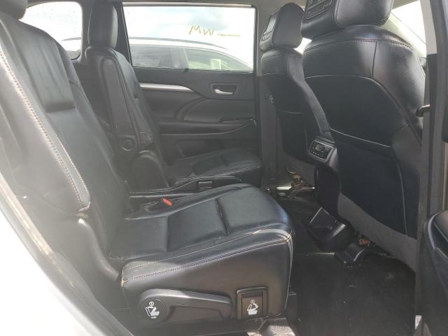 Photo 6 from auction – 2017 TOYOTA HIGHLANDER with VIN 5TDJZRFH9HS519729