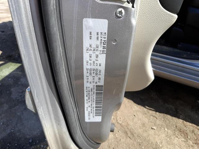 Photo 10 from auction – 2015 CHRYSLER TOWN & COU with VIN 2C4RC1BG2FR730506