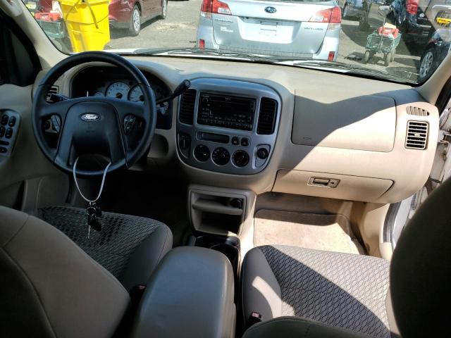 Photo 9 from auction – 2004 FORD ESCAPE XLT with VIN 1FMYU93114KB42346