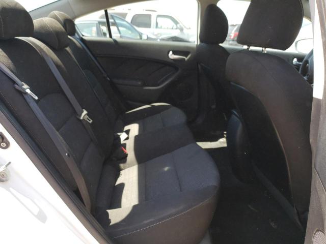 Photo 6 from auction – 2018 KIA FORTE LX with VIN 3KPFK4A78JE182014