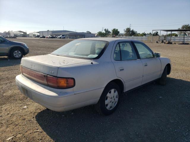 Photo 4 from auction – 1992 TOYOTA CAMRY LE with VIN 4T1SK12E5NU056853