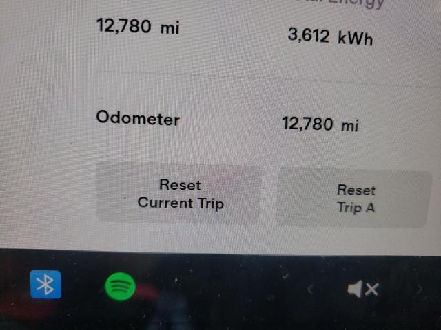 Photo 8 from auction – 2021 TESLA MODEL Y with VIN 5YJYGDED2MF105194