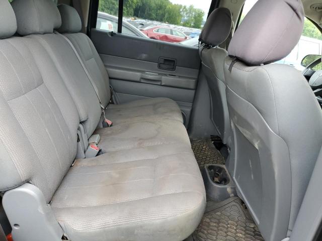 Photo 6 from auction – 2005 DODGE DURANGO ST with VIN 1D4HB38N95F585960