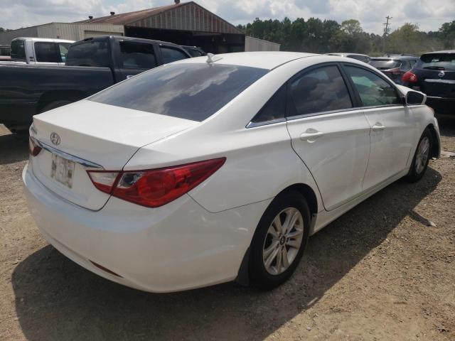 Photo 4 from auction – 2013 HYUNDAI SONATA GLS with VIN 5NPEB4AC6DH749068