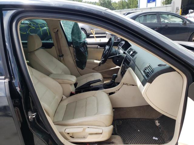 Photo 5 from auction – 2015 VOLKSWAGEN PASSAT S with VIN 1VWAS7A30FC067055